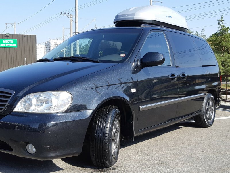 Kia Carnival 2001