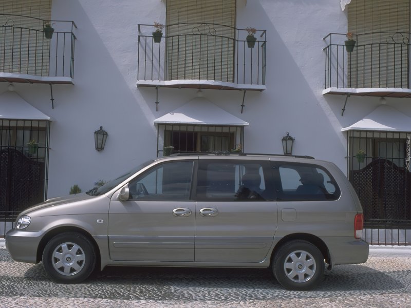 Kia Carnival, 2002-2006