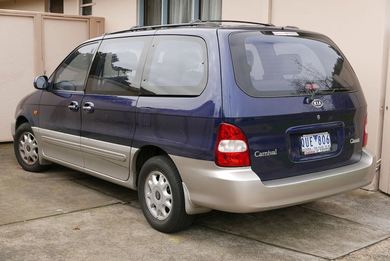 Kia Carnival 2001