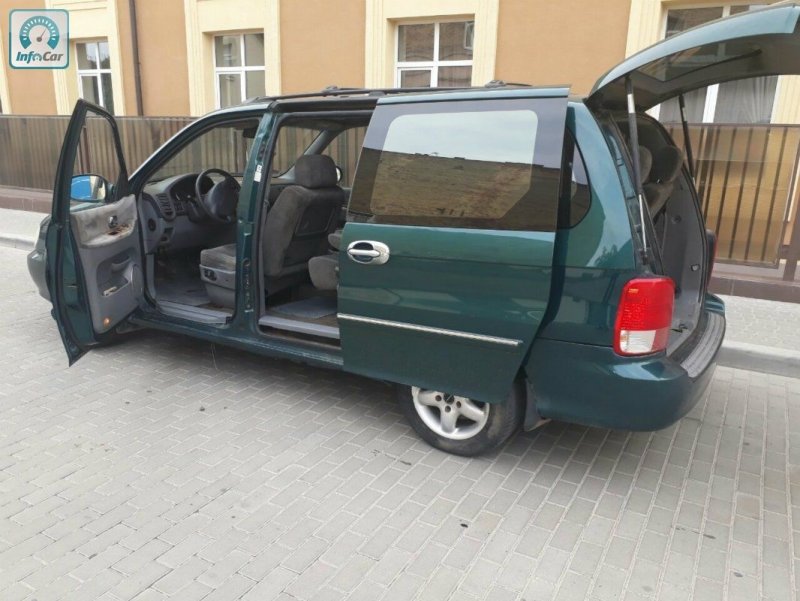 Kia Carnival 1998