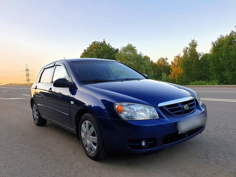 Kia Cerato 1 Рестайлинг салон