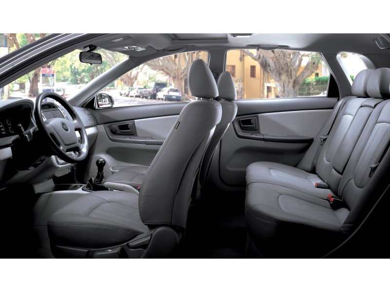 Kia Cerato 2006 хэтчбек салон
