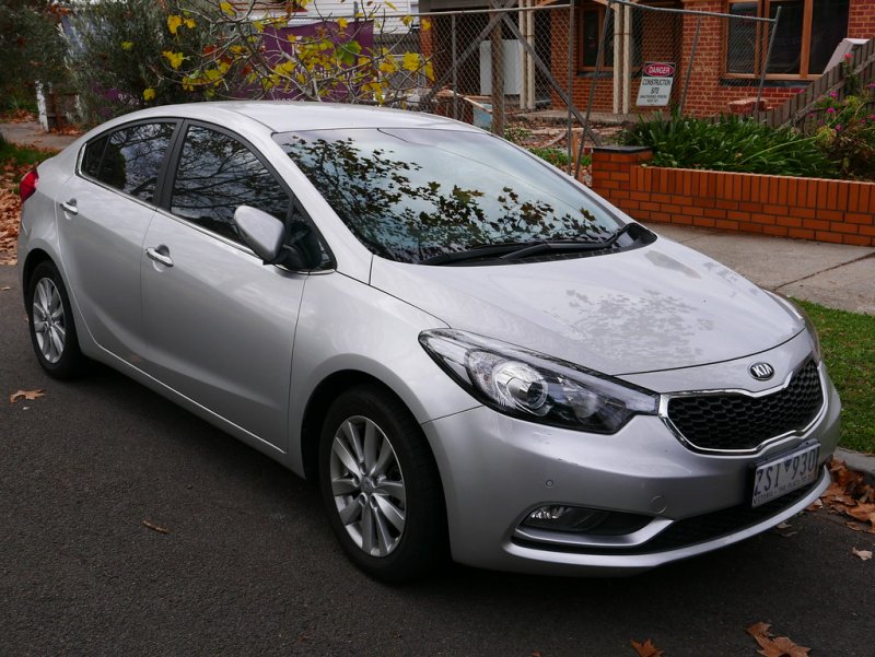 Kia Cerato yd 2013