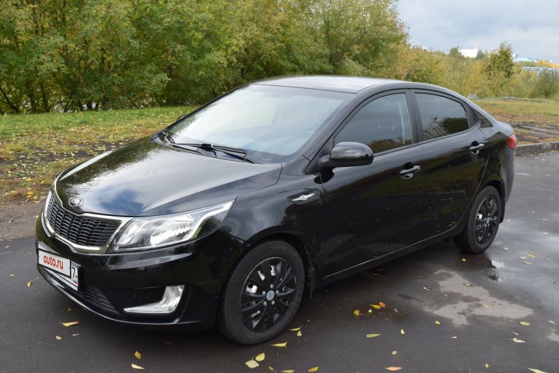 Kia Rio Black 2013