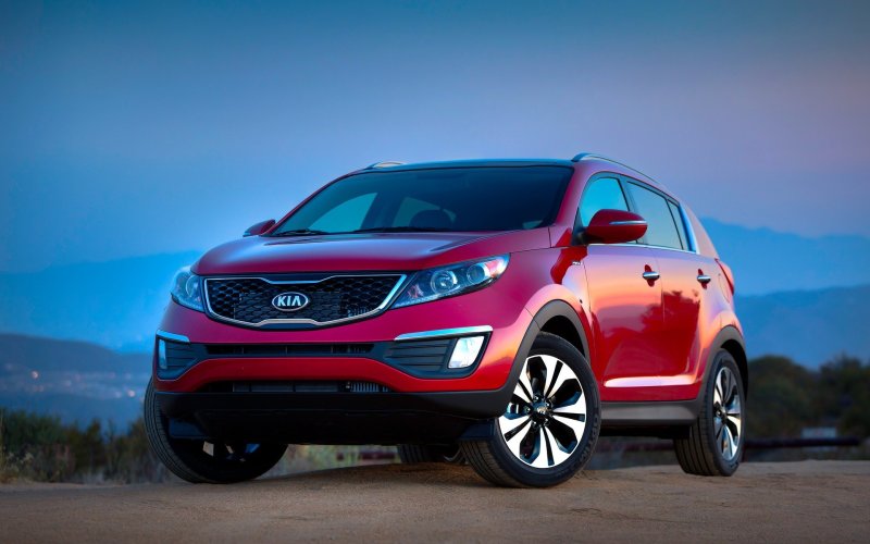 Kia Sportage 2013 красный