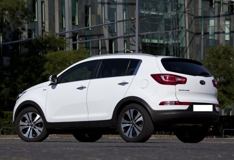 Kia Sportage белая