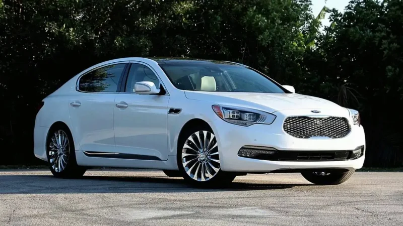 Kia k900 2017