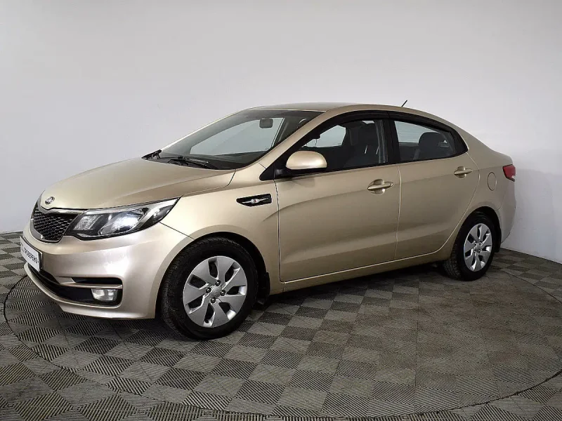 Kia Rio 2017 бежевый
