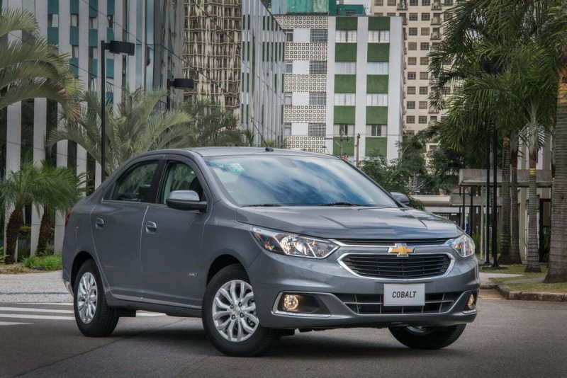 Chevrolet Cobalt осень
