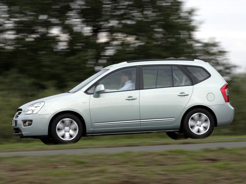 Kia Carens II