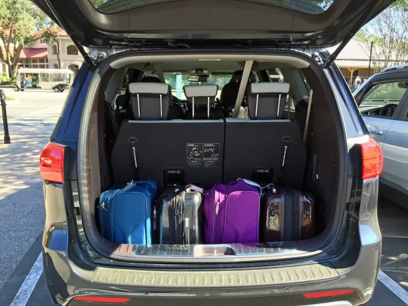 Kia Carnival 2017 багажник