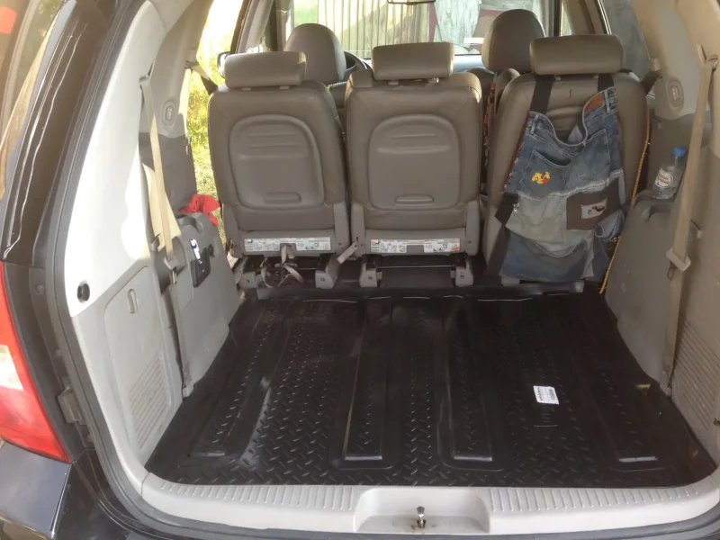 Kia Carnival 2007 багажник