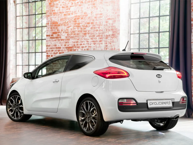 Kia Ceed 3 купе