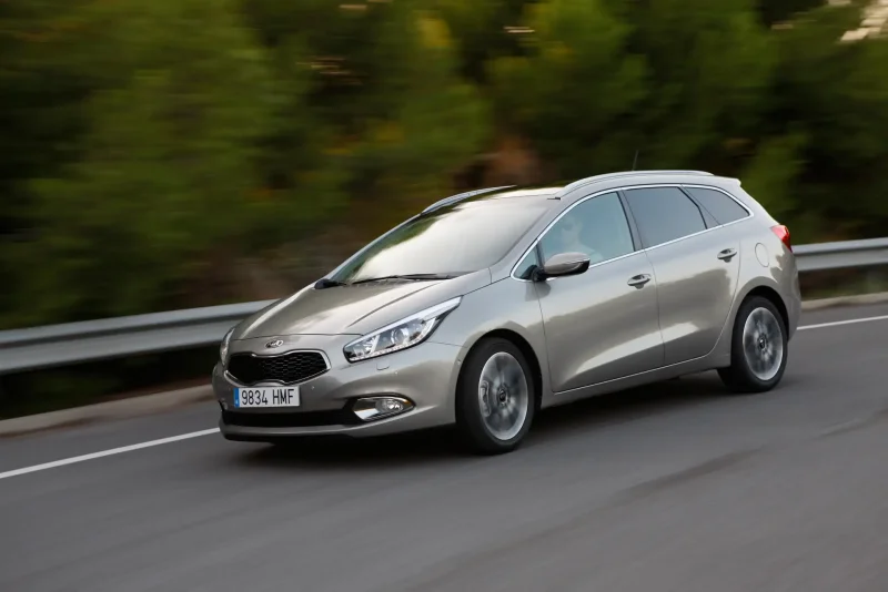 Kia Ceed 2016 хэтчбек