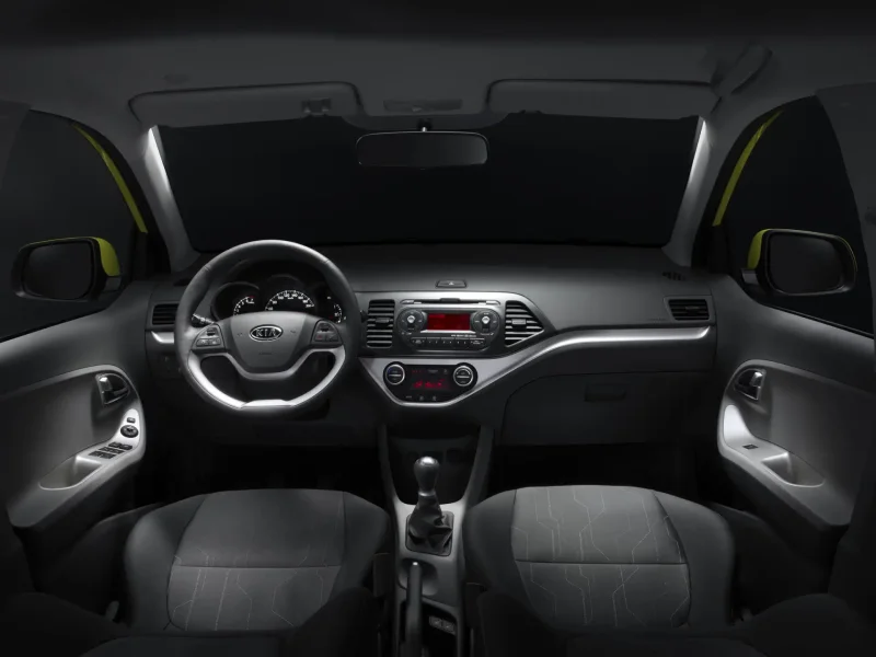 Kia Picanto 2011 салон