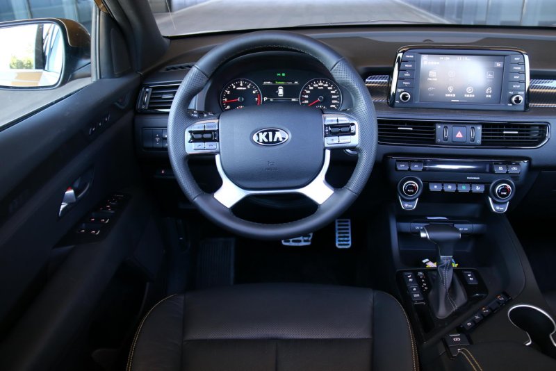 Киа kx7 2022