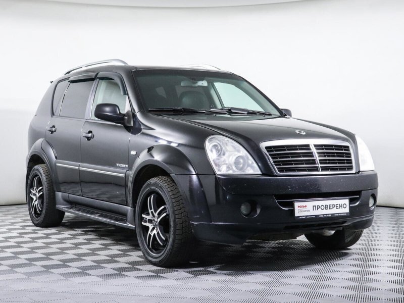 SSANGYONG Rexton 4