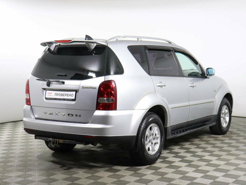 SSANGYONG Rexton 2010