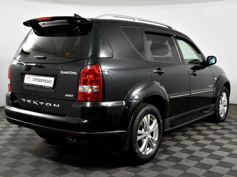 SSANGYONG Rexton 2012