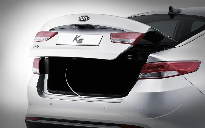 Kia k5 gt line багажник
