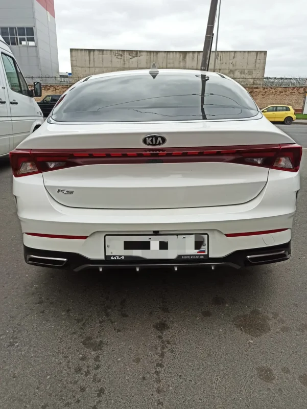 Kia k5 сзади