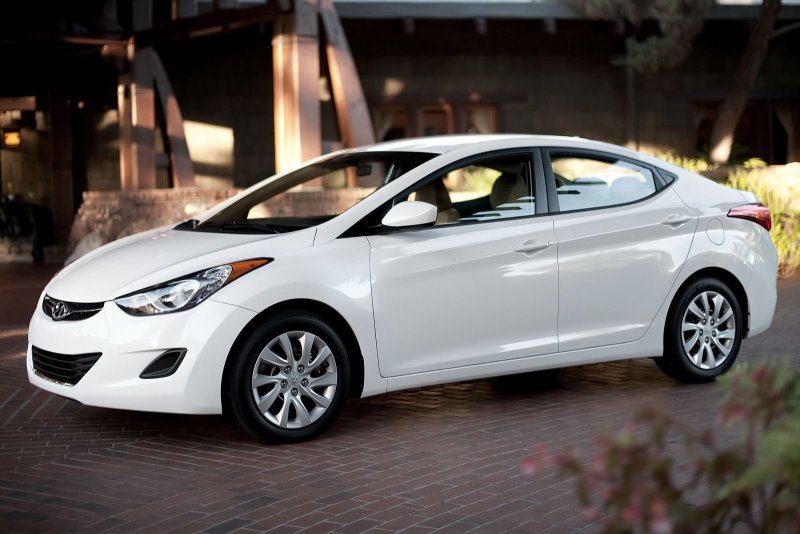 Hyundai Elantra 2012