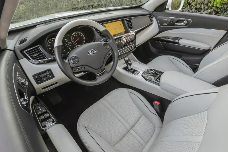 Kia Quoris k900