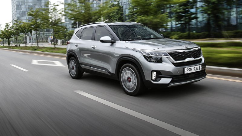 Kia новый кроссовер Seltos