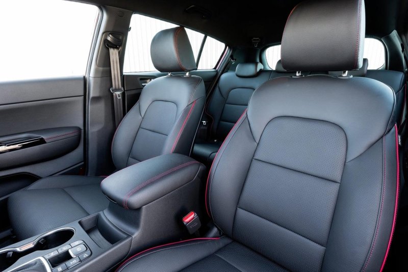 Kia Sportage 4 Рестайлинг салон