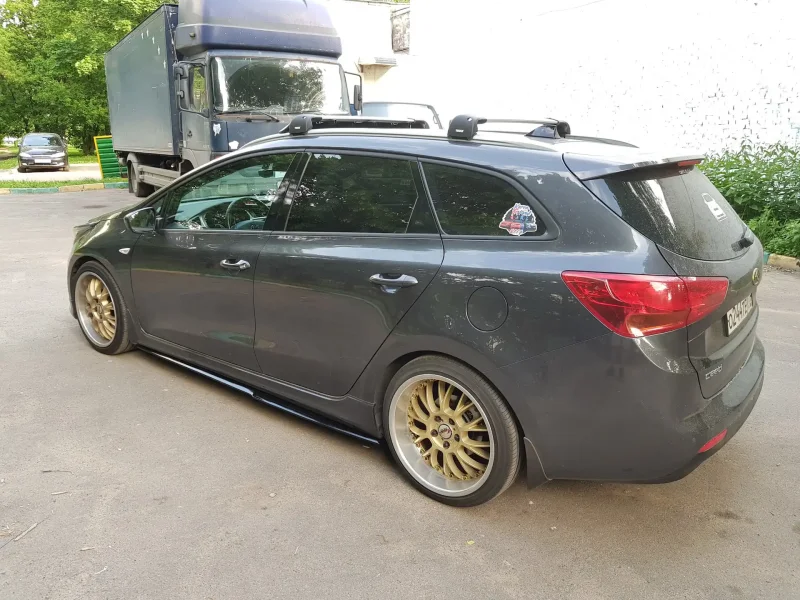 Стайлинг комплект Kia Ceed SW 2020