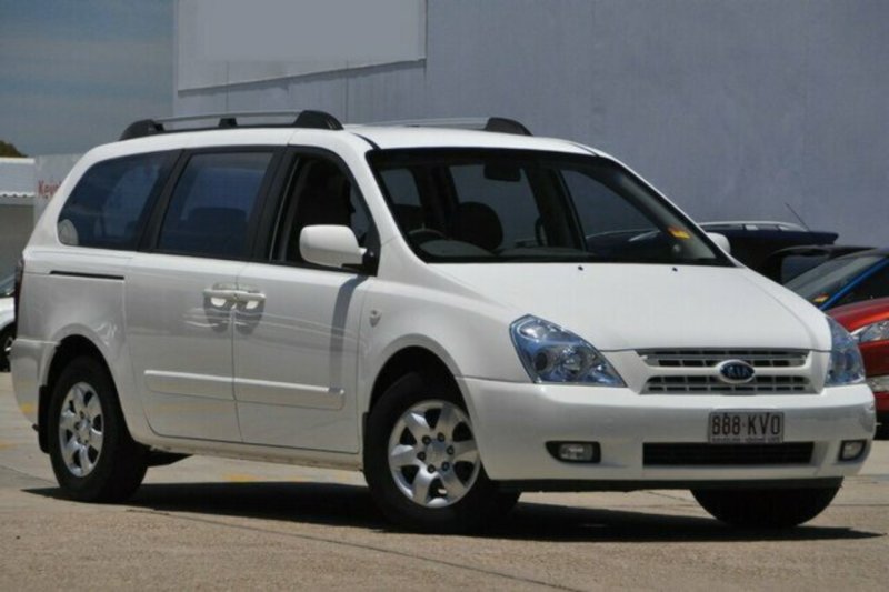 Kia Grand Carnival 2008
