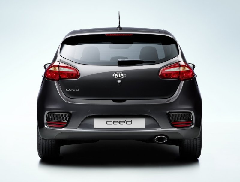 Kia Ceed 2017 сзади