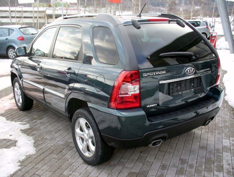 Kia Sportage 2009 красный