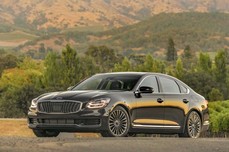 Kia k900 2021