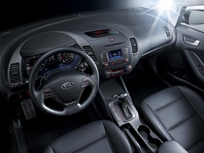 Kia Cerato 2017 салон