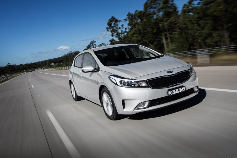 Машина Kia Cerato 2017