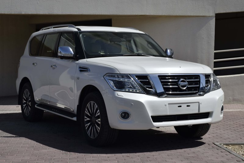Nissan Patrol y62 2011