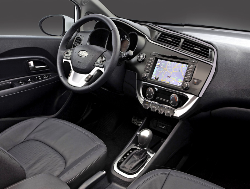 Kia Cerato 3 салон
