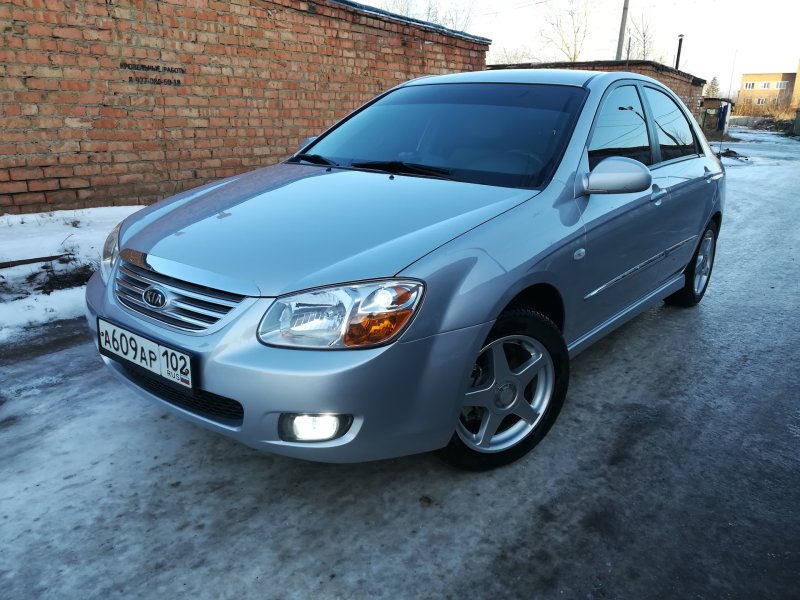 Kia Cerato 2006 седан