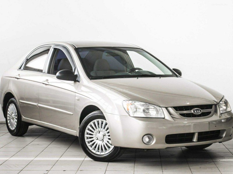 Kia Cerato 2006 хэтчбек