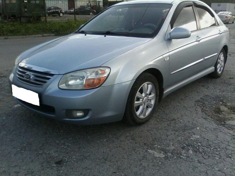 Kia Cerato 2005 года