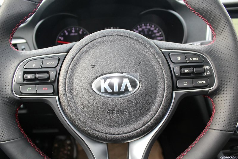 Kia k5 Luxe 2.5 салон