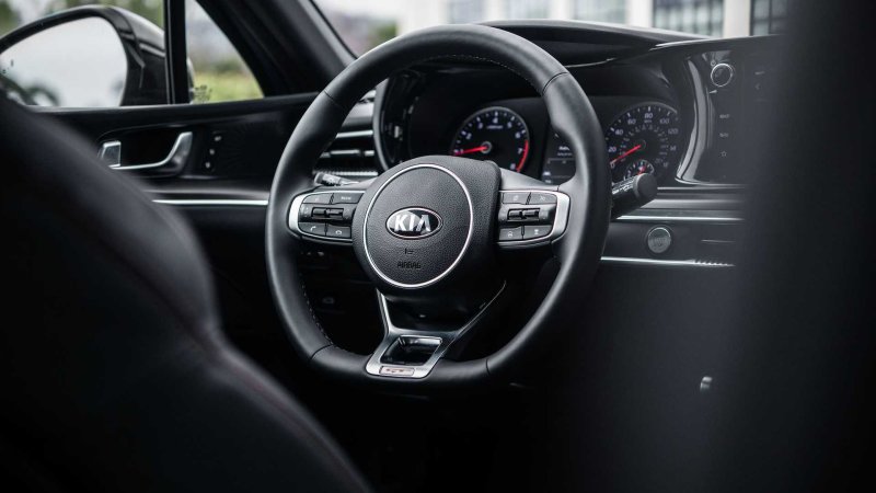 Kia gt 2021