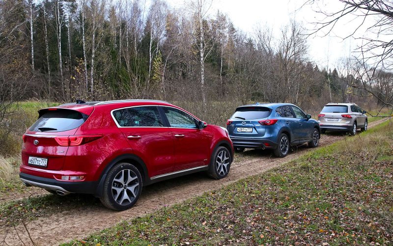 Мазда СХ-5 vs Honda CR-V