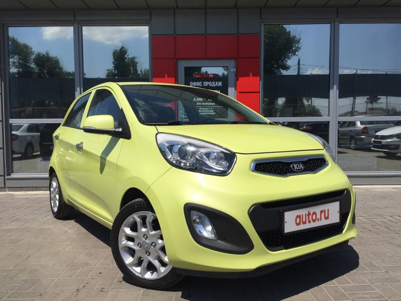 Kia Picanto лайм