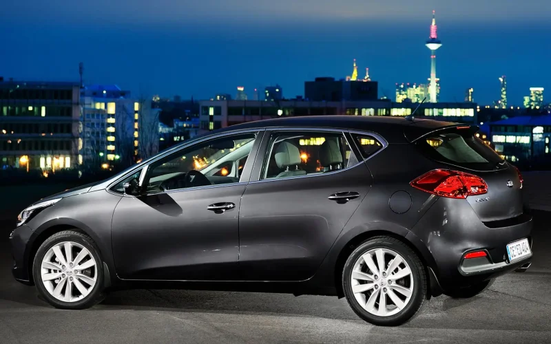 Kia Ceed хэтчбек 1 поколение
