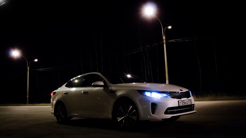 Kia Optima ночь белая