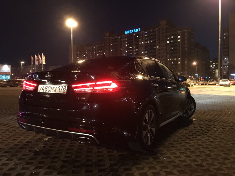 Toyota Camry 3.5 Night