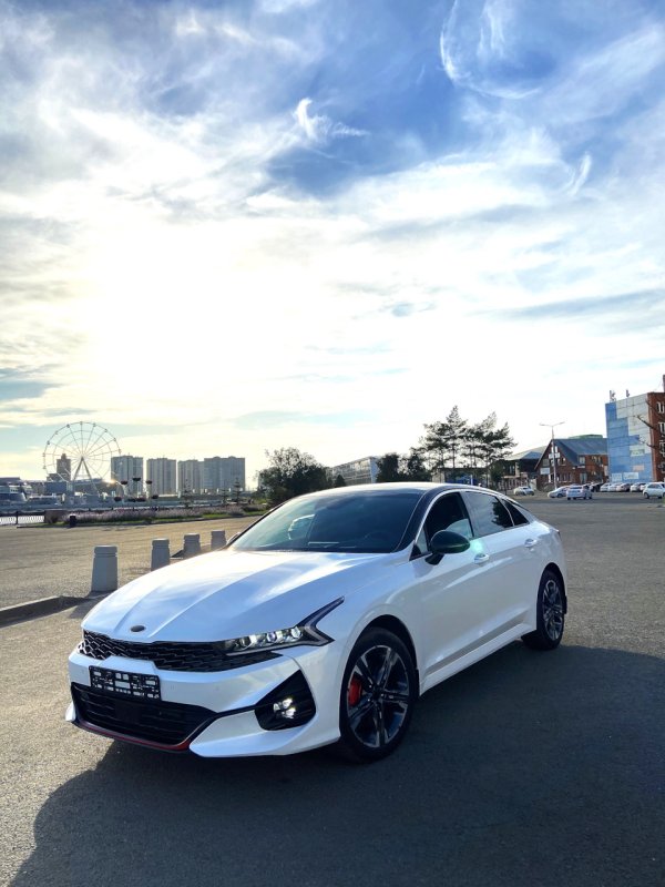 Kia k5 2021 белая