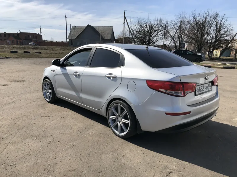 Kia Rio 3 на 17 дисках